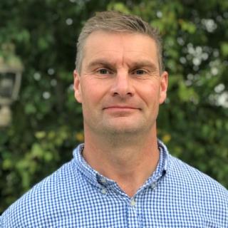 Simon Peek, BVSc, PhD, DACVIM (LAIM), MRCVS
Simon Peek, BVSc, PhD, DACVIM (LAIM), MRCVS